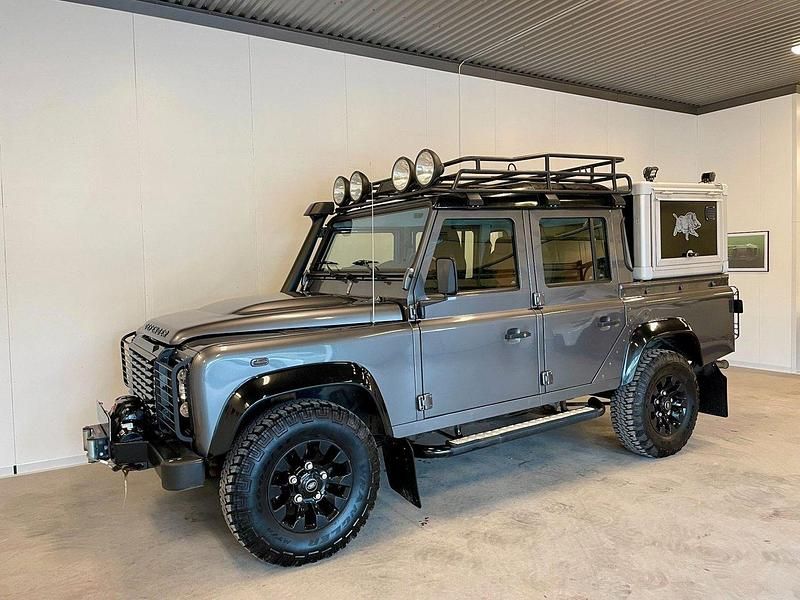 Grå Begagnad 2015 Land Rover Defender SUV | 729 000 kr (Lite dyr) - Bild 1/4
