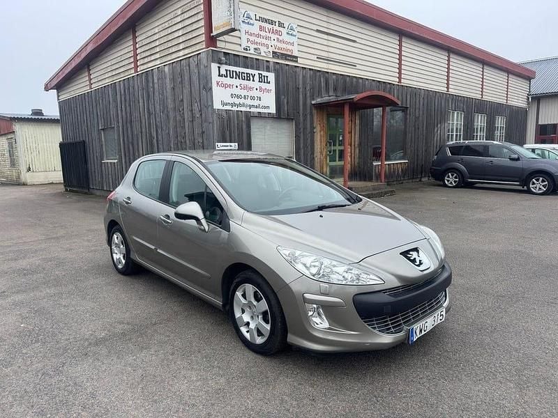 Grå Begagnad 2010 Peugeot 308 Halvkombi | 35 000 kr (Bra pris) - Bild 1/4