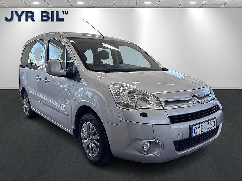 Silver Begagnad 2010 Citroën Berlingo Minibuss | 89 000 kr (Dyr) - Bild 1/4