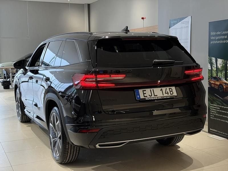 Ny Skoda Kodiaq 2026 Svart SUV
