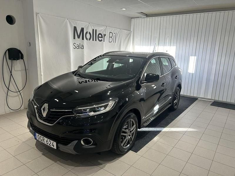 Svart Begagnad 2017 Renault Kadjar SUV | 154 900 kr (Marknadspris) - Bild 1/4