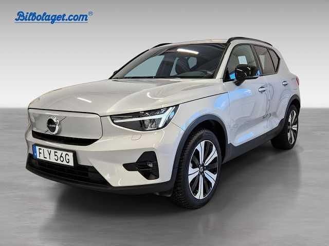 Silver Begagnad 2024 Volvo XC40 Plus SUV | 455 900 kr - Bild 1/3