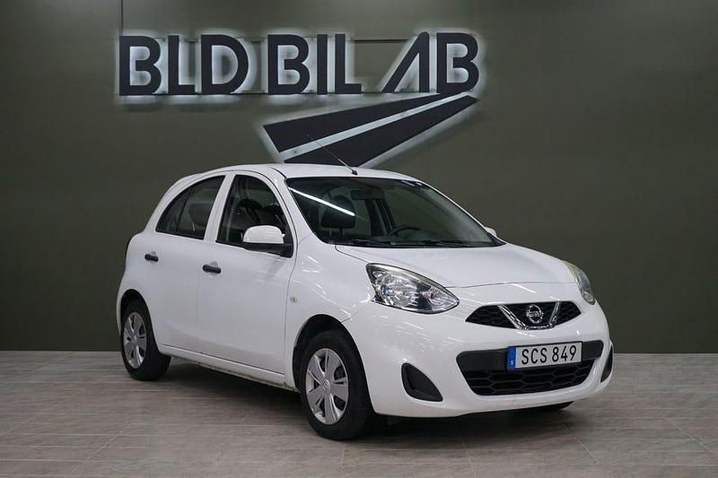 Vit Begagnad 2014 Nissan Micra Halvkombi | 84 900 kr (Dyr) - Bild 1/4