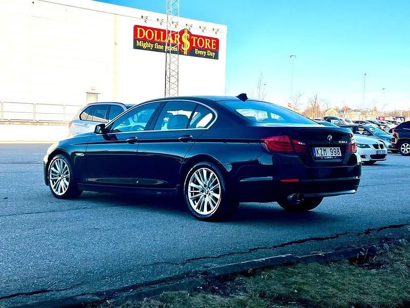 Begagnad BMW 530 245 HK (180 kW) 2011 Svart Sedan