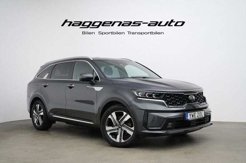 Grå Begagnad 2021 Kia Sorento 2 SUV | 409 000 kr (Marknadspris) - Bild 1/4