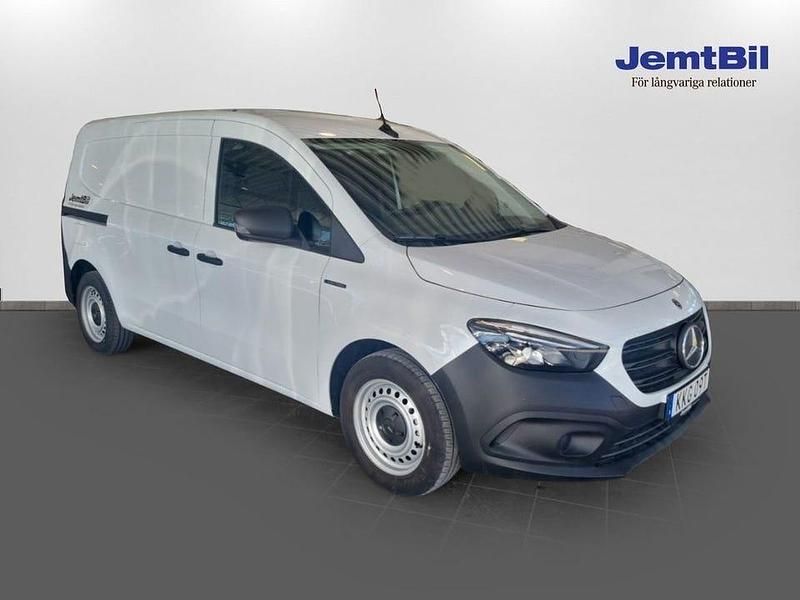 Begagnad Mercedes eCitan 91 kW (124 HK) 2024 Vit Van