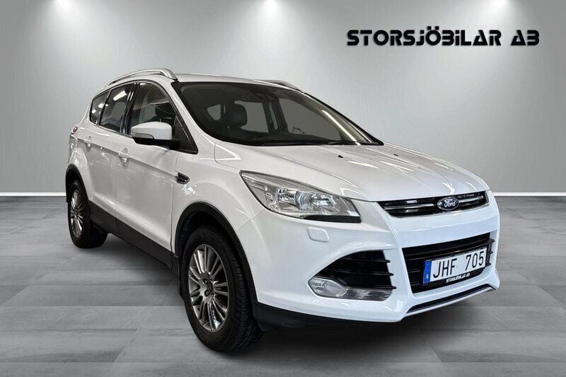 Vit Begagnad 2013 Ford Kuga Titanium SUV | 134 000 kr (Lite dyr) - Bild 1/4