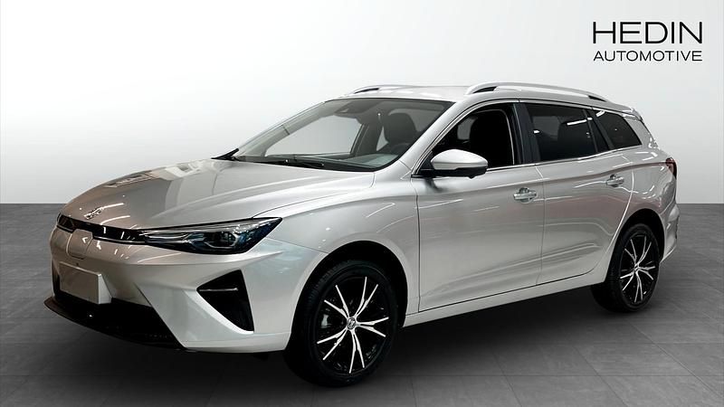 Grå (grey) Begagnad 2023 MG MG5 EV Luxury Kombi | 289 990 kr (Dyr) - Bild 1/4