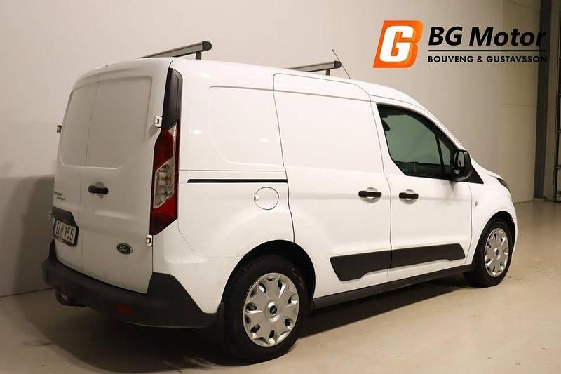 Begagnad Ford Transit Connect 101 HK (74 kW) 2017 Vit Minibuss