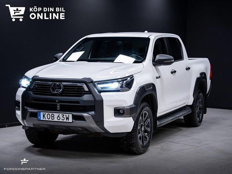 Vit Begagnad 2024 Toyota HiLux Pickup | 698 900 kr (Lite dyr) - Bild 1/4