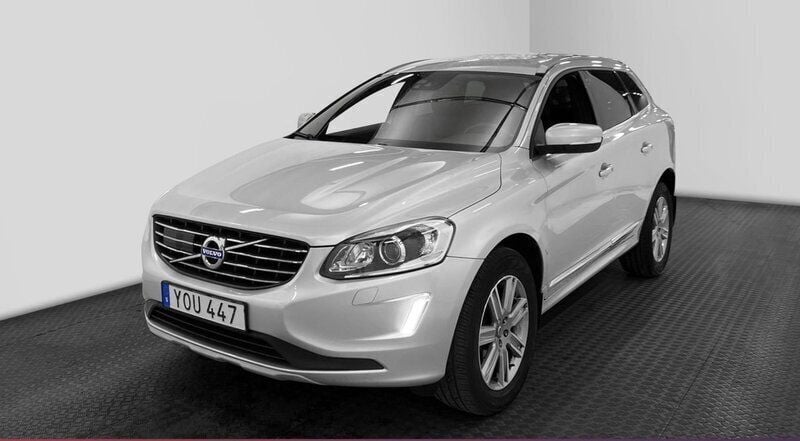 Silver Begagnad 2017 Volvo XC60 Standard SUV | 240 000 kr (Bra pris) - Bild 1/4