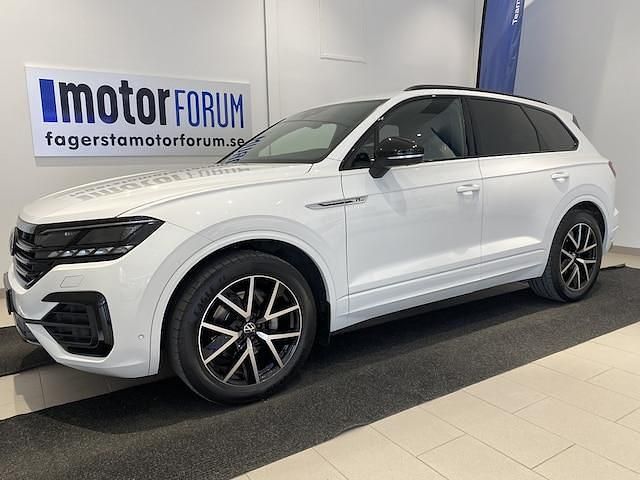 Vit Begagnad 2021 VW Touareg R-line SUV | 499 000 kr (Bra pris) - Bild 1/4