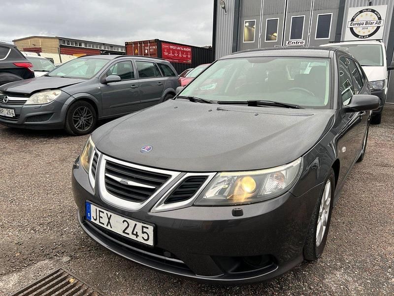 Grå Begagnad 2008 Saab 9-3 Kombi | 79 800 kr (Dyr) - Bild 1/4