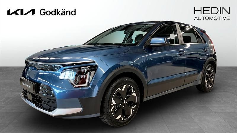 Blå (blue) Begagnad 2024 Kia e-Niro SUV | 359 900 kr (Lite dyr) - Bild 1/4