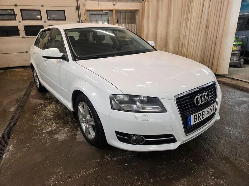 Vit Begagnad 2012 Audi A3 Comfort | 59 000 kr (Bra pris) - Bild 1/4