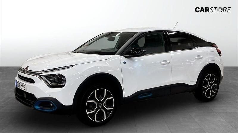 Begagnad Citroën e-C4 100 kW (136 HK) 2022 Vit Halvkombi