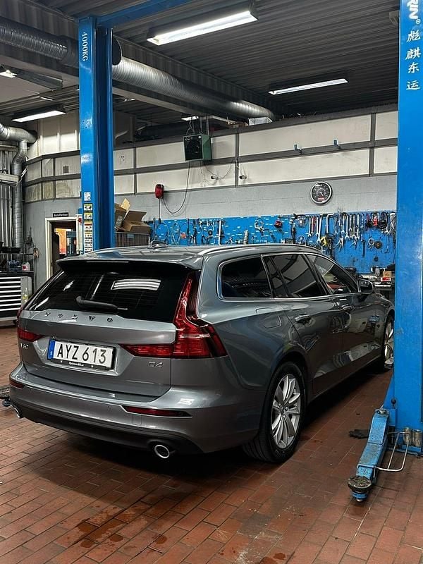 Begagnad Volvo V60 190 HK (139 kW) 2019 Kombi