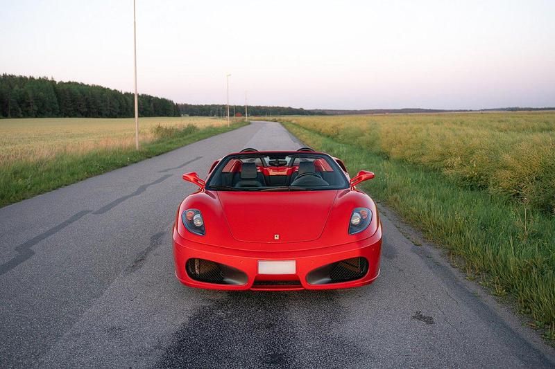 Röd Begagnad 2008 Ferrari F430 Cab | 1 300 000 kr - Bild 1/4
