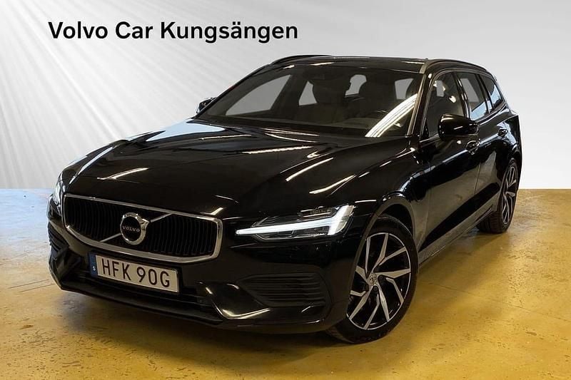 Svart Begagnad 2019 Volvo V60 Momentum Kombi | 249 900 kr (Marknadspris) - Bild 1/3