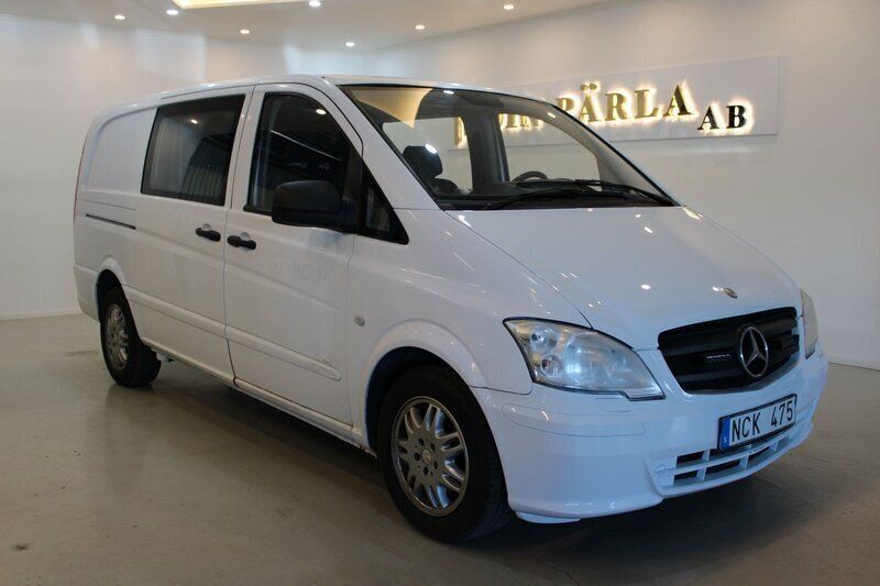 Vit Begagnad 2013 Mercedes Vito Minibuss | 79 900 kr (Marknadspris) - Bild 1/4