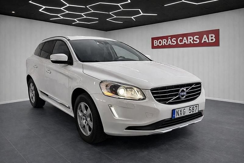 Vit Begagnad 2013 Volvo XC60 Summum SUV | 139 900 kr (Marknadspris) - Bild 1/4