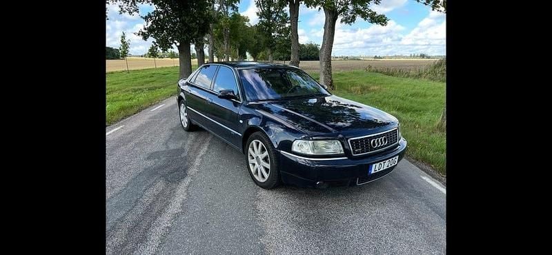 Begagnad Audi A8L W12 420 HK (308 kW) 2002 Sedan