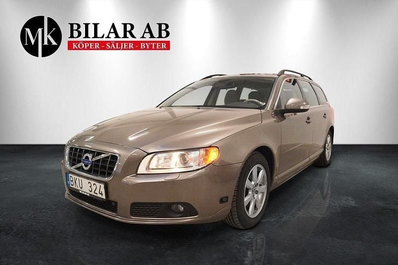 Grå Begagnad 2010 Volvo V70 Momentum Kombi | 109 900 kr (Marknadspris) - Bild 1/4