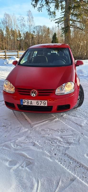 Begagnad VW Golf V 140 HK (102 kW) 2007