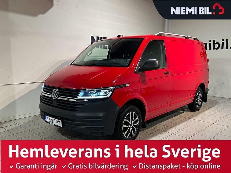 Röd Begagnad 2022 VW T6.1 Van | 389 900 kr (Superpris) - Bild 1/3