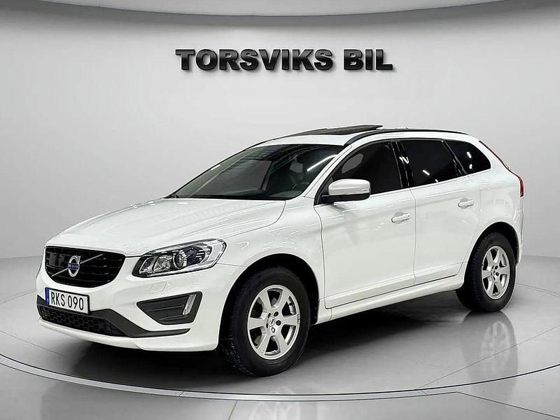 Begagnad Volvo XC60 R-Design 190 HK (139 kW) 2017 Vit SUV