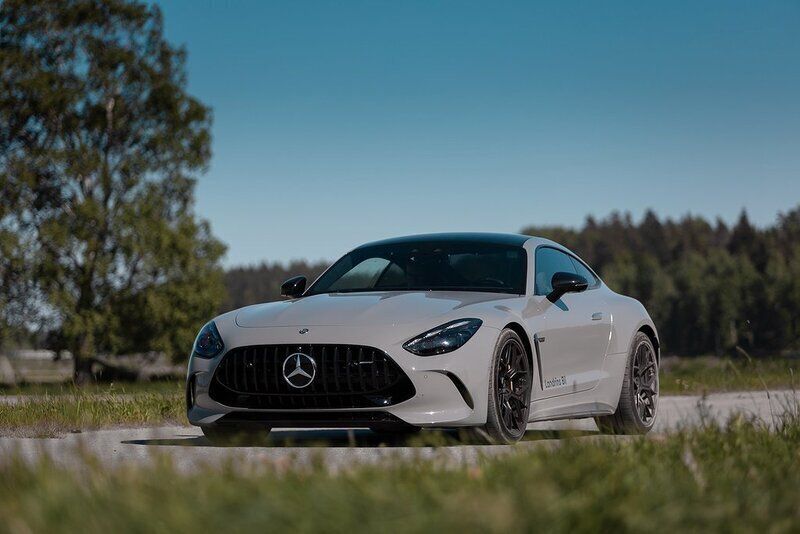 Ny 2024 Mercedes AMG GT 63 AMG Sportkupé | 2 500 000 kr - Bild 1/4