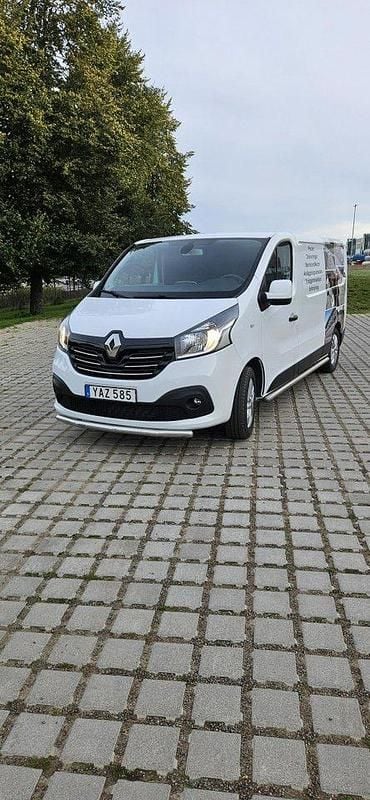 Vit Begagnad 2016 Renault Trafic Van | 95 000 kr (Superpris) - Bild 1/4
