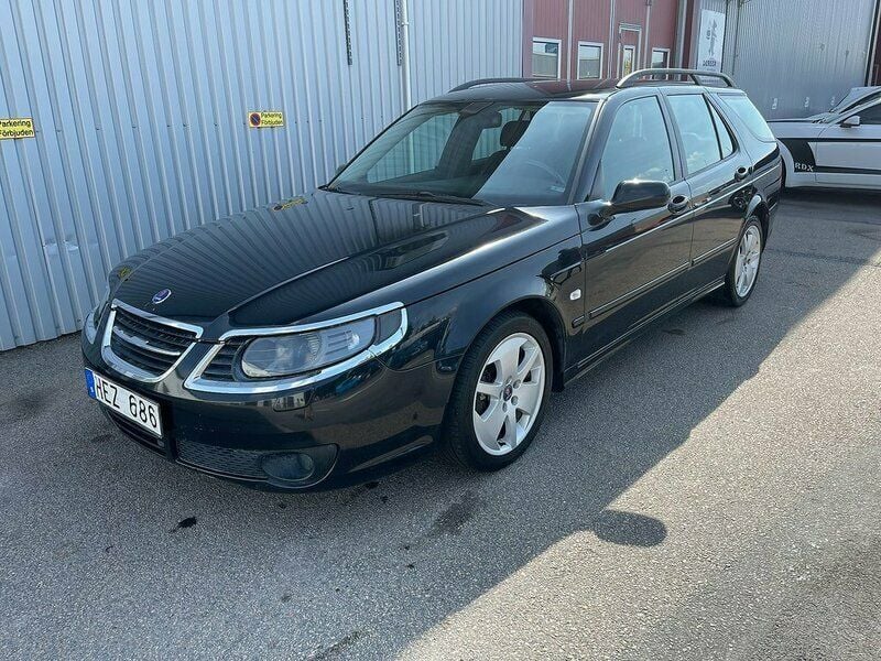 Begagnad Saab 9-5 Linear 180 HK (132 kW) 2007 Svart Kombi