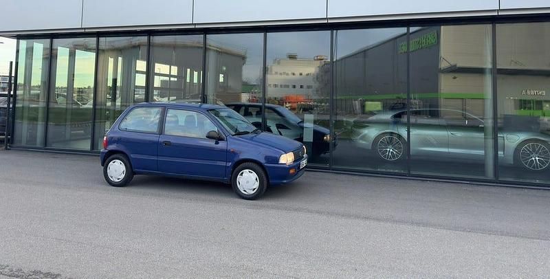 Begagnad Suzuki Alto 58 HK (42 kW) 2001 Halvkombi