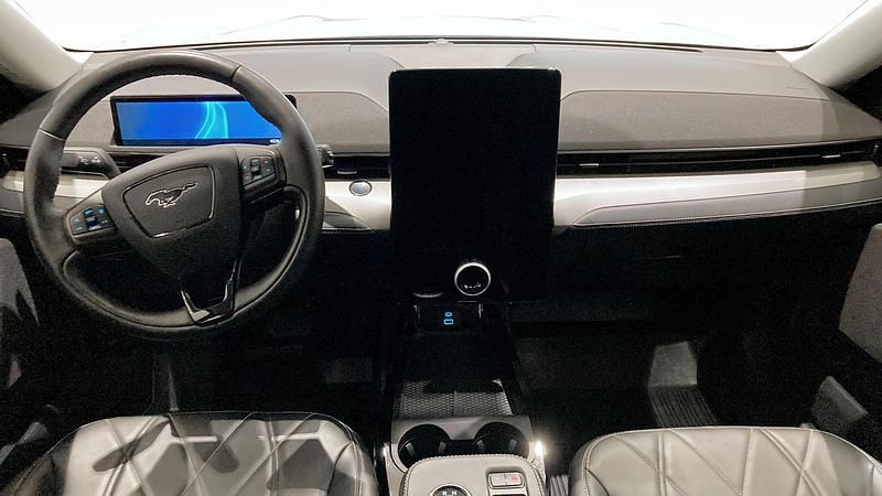 Begagnad Ford Mustang Standard Range 269 HK (197 kW) 2022 Halvkombi