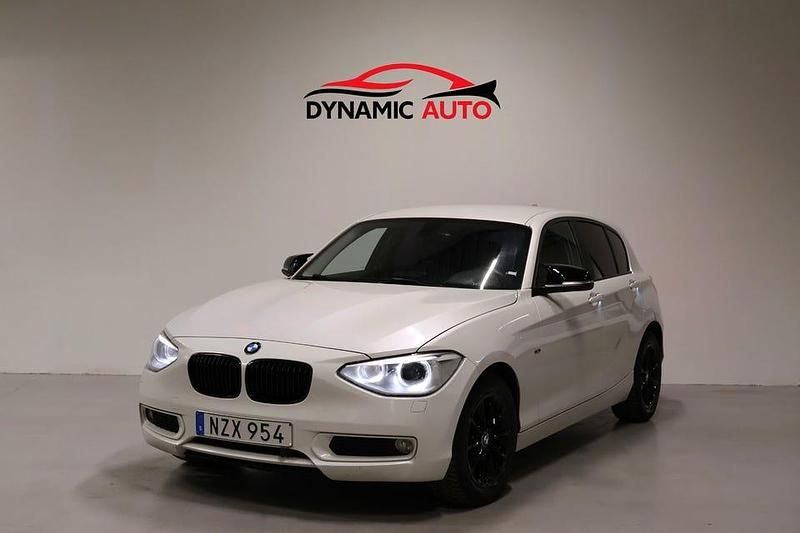 Begagnad BMW 116 Urban Line 116 HK (85 kW) 2013 Vit Halvkombi