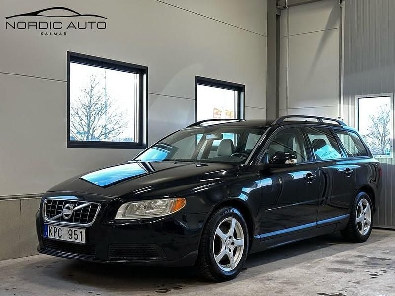 Svart Begagnad 2010 Volvo V70 Drive Kinetic Kombi | 54 900 kr (Bra pris) - Bild 1/4