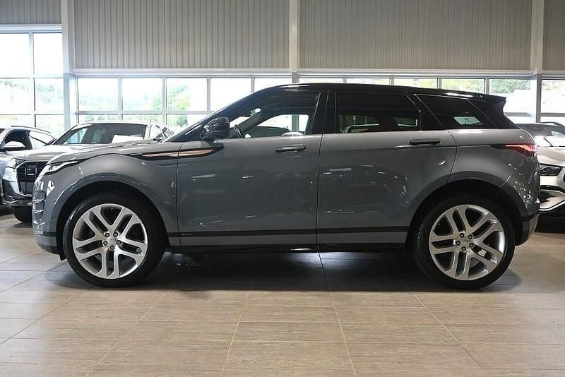 Begagnad Land Rover Range Rover evoque First Edition 180 HK (132 kW) 2019 Grå SUV