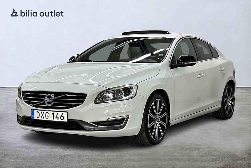 Vit Begagnad 2014 Volvo S60 Summum Sedan | 189 900 kr - Bild 1/1