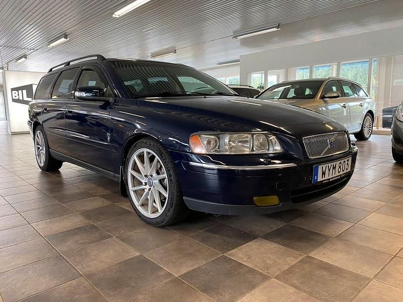 Blå Begagnad 2005 Volvo V70 Business Edition Kombi | 44 000 kr (Dyr) - Bild 1/4