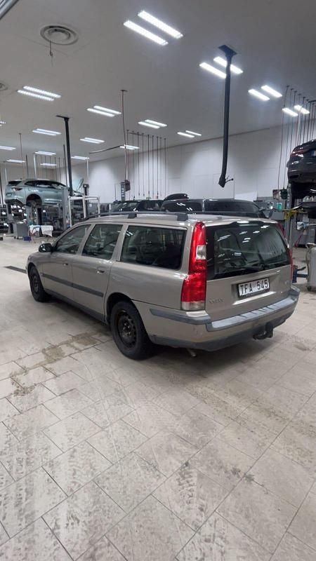 Begagnad Volvo V70 140 HK (102 kW) 2002 Kombi