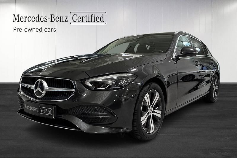 Grå Begagnad 2022 Mercedes C220 | 339 900 kr (Superpris) - Bild 1/4