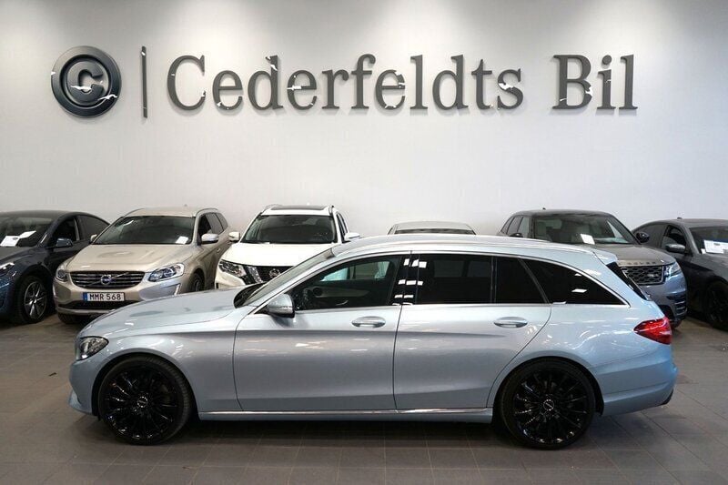 Silver Begagnad 2014 Mercedes C180 Avantgarde Kombi | 169 800 kr (Marknadspris) - Bild 1/3