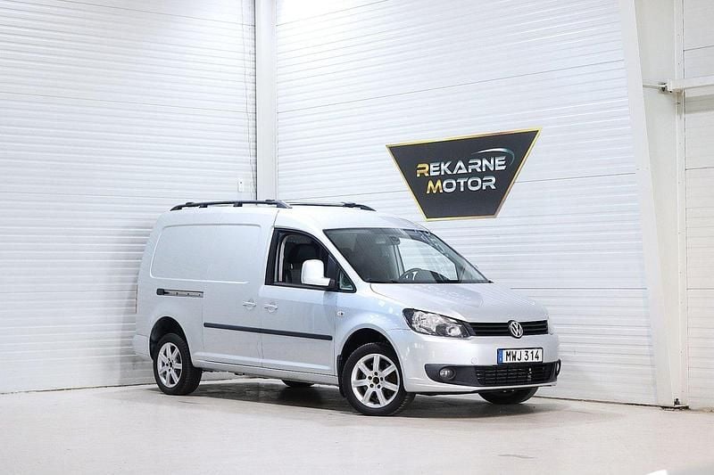 Silver Begagnad 2013 VW Caddy Maxi Minibuss | 99 800 kr (Marknadspris) - Bild 1/3