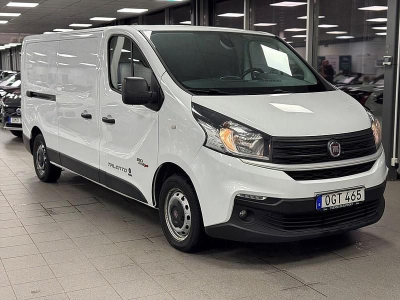 Vit Begagnad 2016 Fiat Talento Minibuss | 99 000 kr (Marknadspris) - Bild 1/4