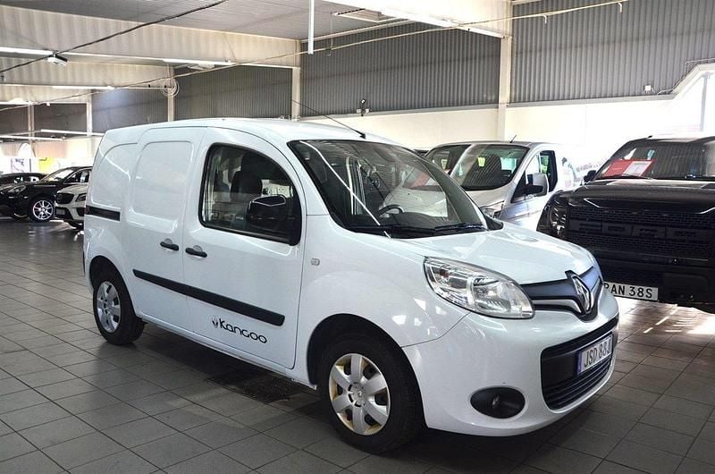 Vit Begagnad 2019 Renault Kangoo Minibuss | 99 900 kr (Bra pris) - Bild 1/4
