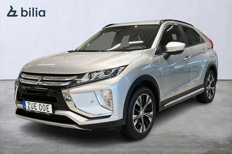 Silver Begagnad 2018 Mitsubishi Eclipse Cross Comfort Edition SUV | 199 900 kr (Marknadspris) - Bild 1/3
