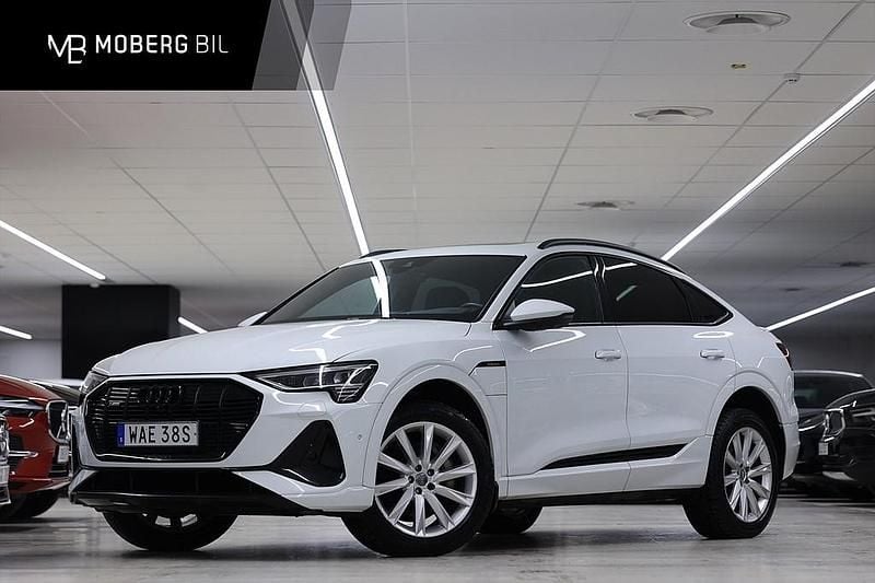 Vit Begagnad 2023 Audi e-tron Sportback S-Line SUV | 379 900 kr (Superpris) - Bild 1/2