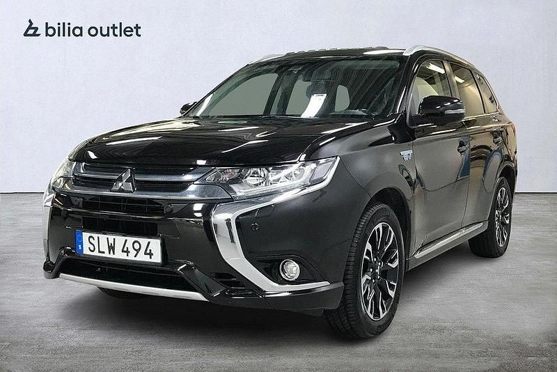 Svart Begagnad 2017 Mitsubishi Outlander P-HEV SUV | 169 900 kr (Marknadspris) - Bild 1/3