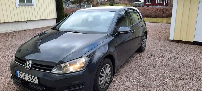 Begagnad VW Golf VII 105 HK (77 kW) 2015